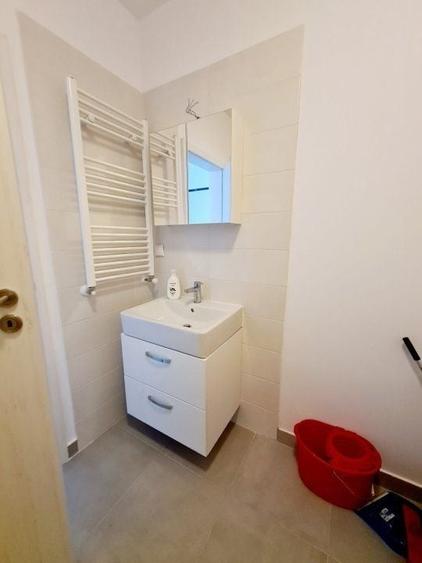 Apartament cu 2 camere decomandat, mobilat în Lujerului