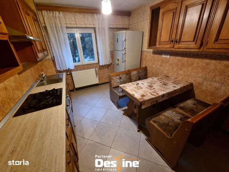 Apartament 4 camere, decomandat, mobilat si utilat, etaj 1 - Nicolina - 13