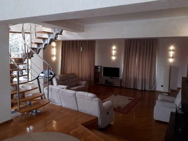 Casă cu 4 camere cu Teren 670 Mp în Gruiu