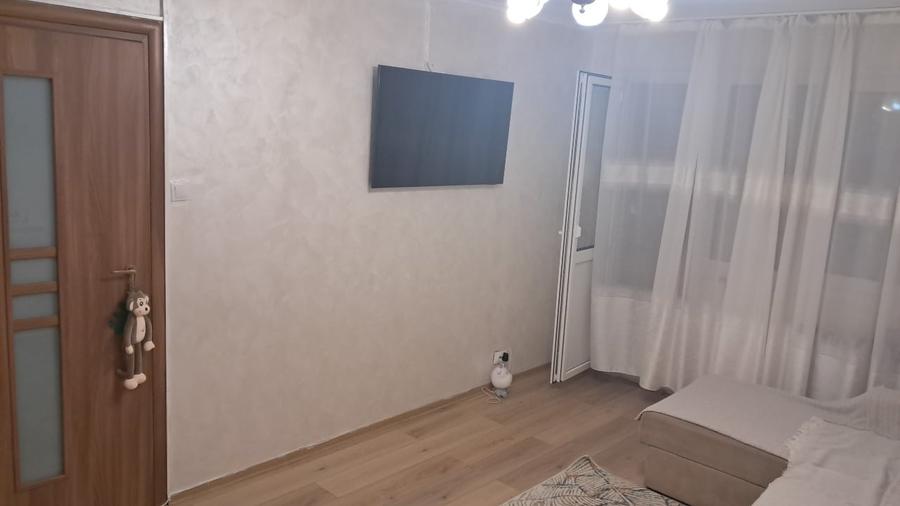 Apartament cu 2 camere decomandat, mobilat în Berceni