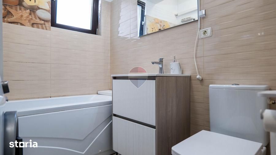 Apartament cu 3 camere decomandat în Fundeni