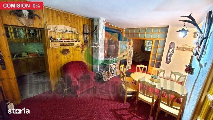 Casă cu 6 camere cu Teren 945 Mp în Firiza