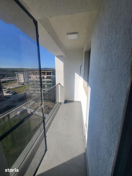 Apartament cu 2 camere semidecomandat în Bârnova