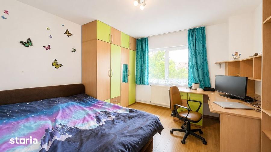 Apartament cu 4 camere în Steaua