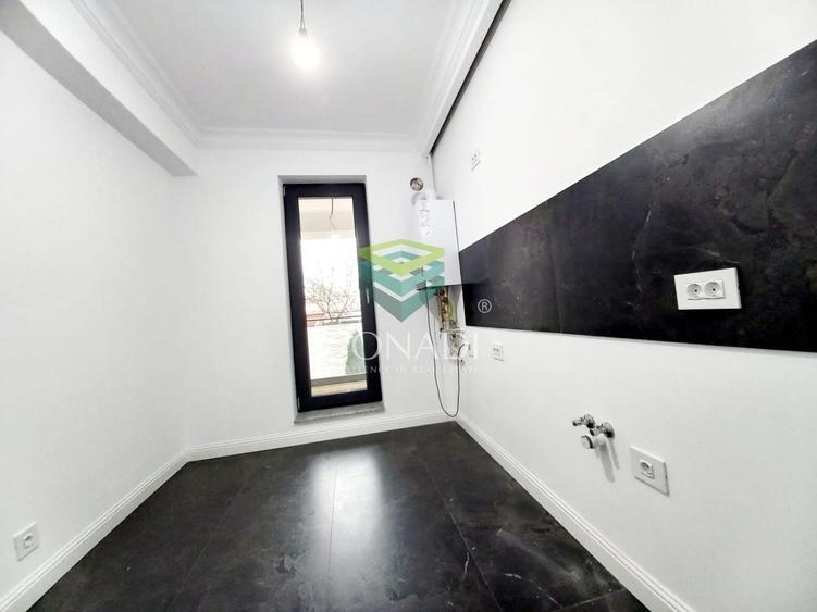 Apartament cu 4 camere decomandat în Băneasa