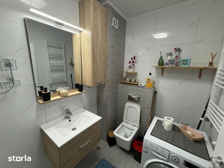 Apartament cu 2 camere semidecomandat, mobilat în Tomis Nord