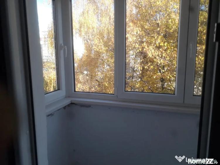 Apartament cu 2 camere nedecomandat în George Enescu