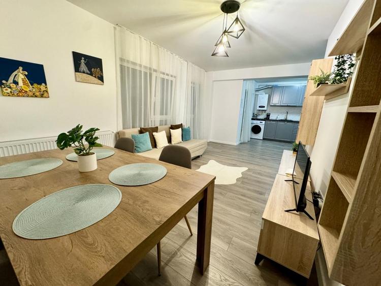 Apartament cu 2 camere semidecomandat, mobilat în Dâmbul Rotund — fotografia 2