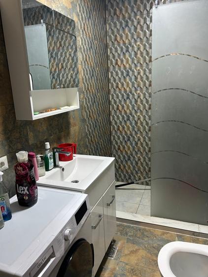 Apartament cu 2 camere decomandat, mobilat în Colentina