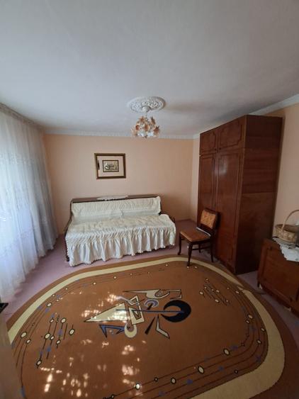 Casă cu 4 camere în Vasile Alecsandri