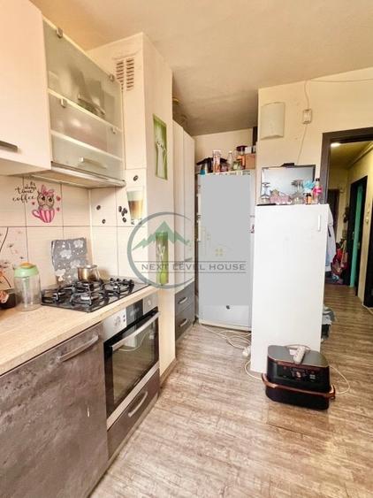 Apartament cu 3 camere circular, mobilat în Astra