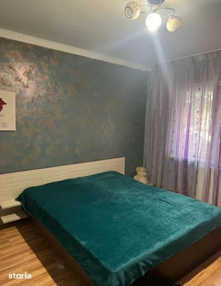 Apartament cu 2 camere decomandat în Calea București