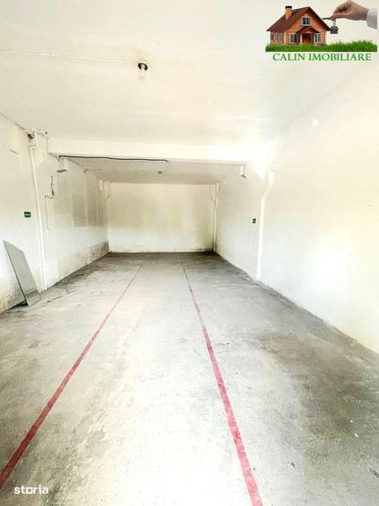 Spațiu comercial, de 480 mp, în Bucium