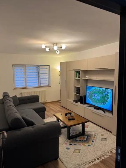Casă cu 5 camere în Păuleasca