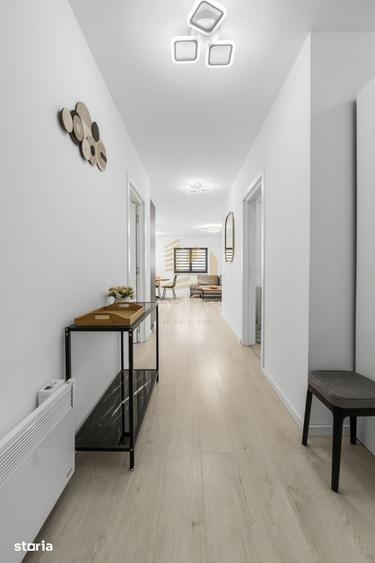 Apartament cu 3 camere semidecomandat în Între Lacuri