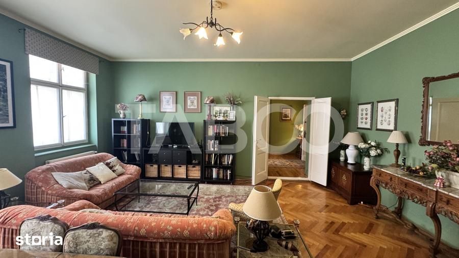 Apartament cu 3 camere decomandat în Central