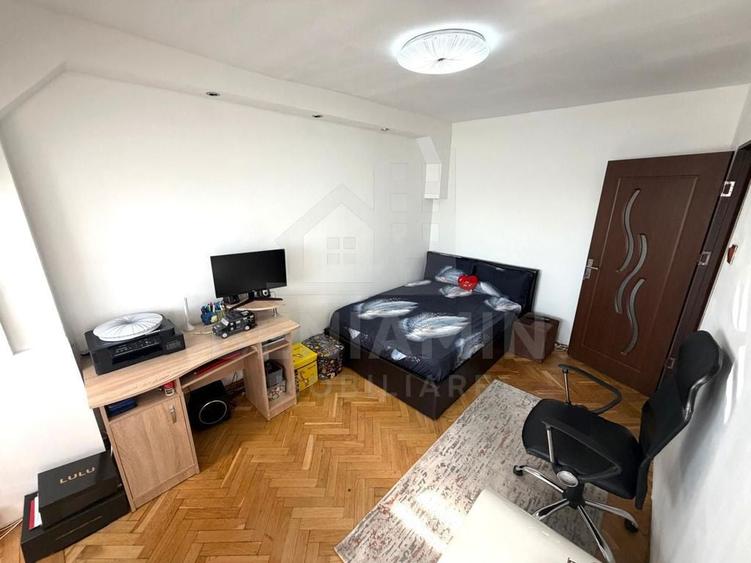 Apartament cu 2 camere decomandat în 1 Mai