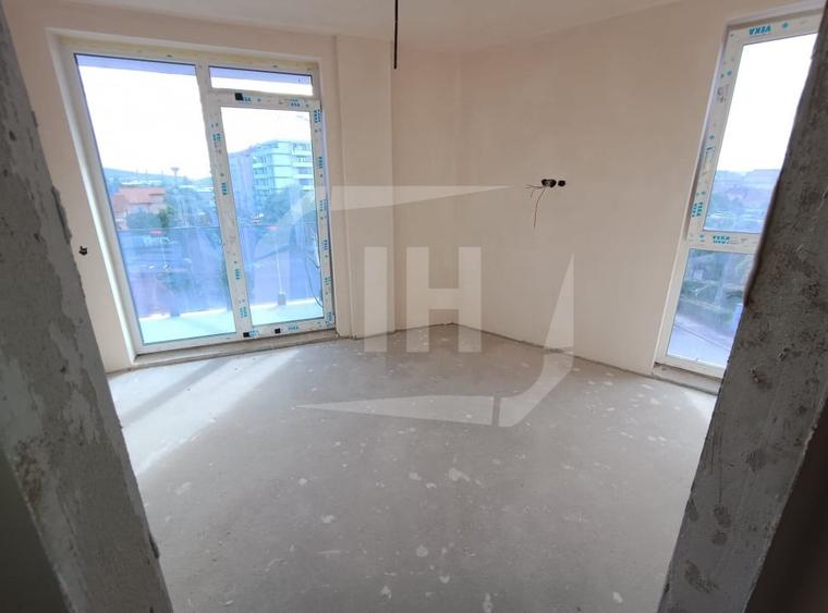 Apartament cu 2 camere semidecomandat în Mărăști