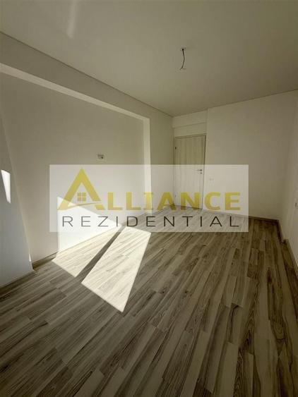 Apartament cu 2 camere decomandat în Exterior Est