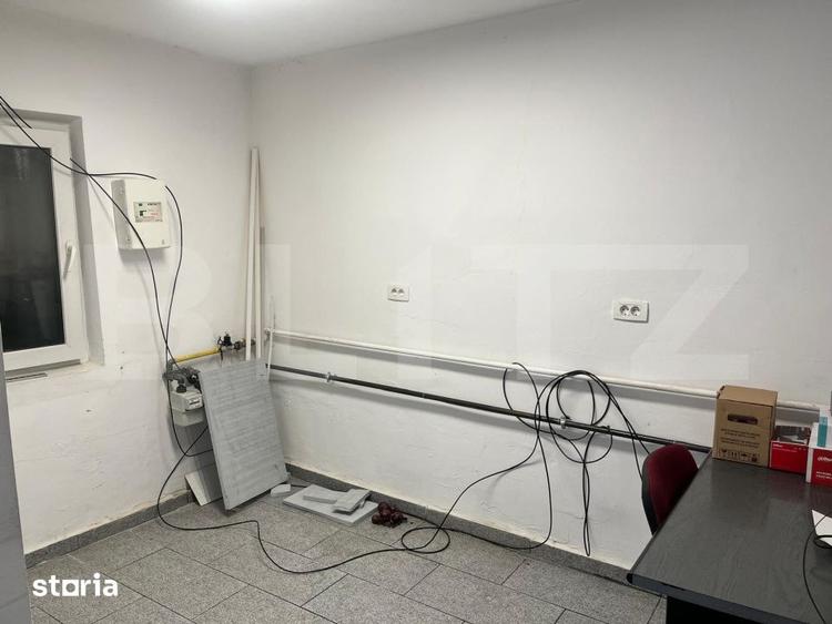 Spatiu comercial de inchiriat, 27 mp, zona Cetate - Spital - 1