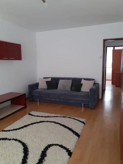 Inchiriez apartament - 1