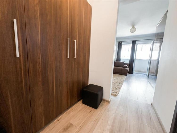 Apartament cu 2 camere decomandat în Iosia