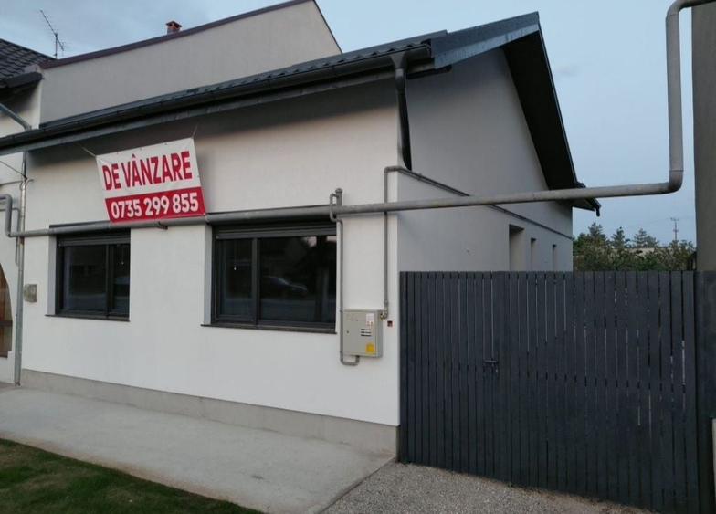 Casă cu 2 camere în Central