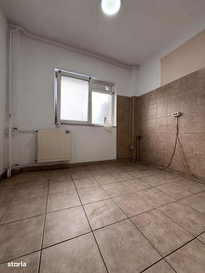 Apartament cu 3 camere decomandat în Pantelimon
