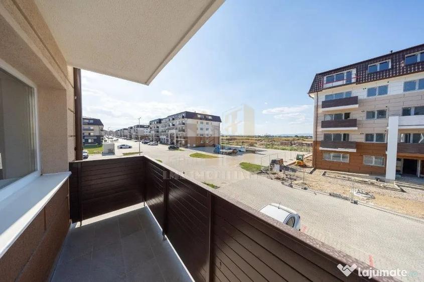 Apartament cu 3 camere decomandat în Sânpetru