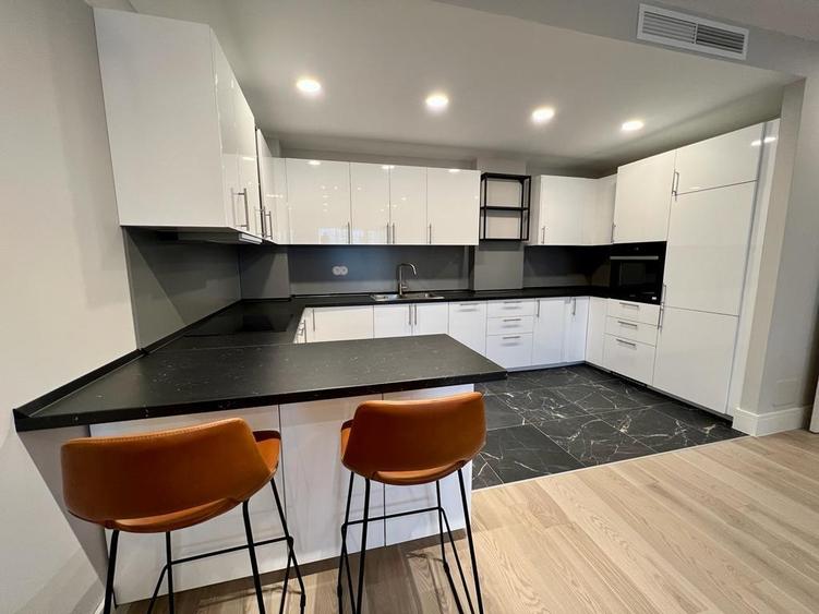 Apartament cu 2 camere decomandat în Pipera