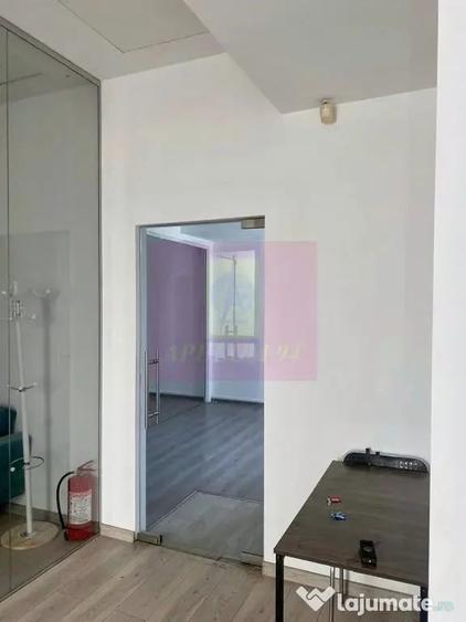 Spațiu comercial, de 30 mp, în 13 Septembrie