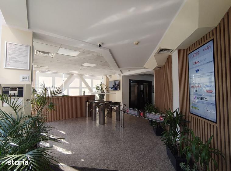 Spațiu comercial, de 339 mp, în Central