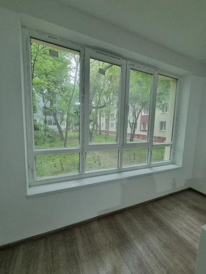 Apartament cu 3 camere decomandat în P-ța Reșița