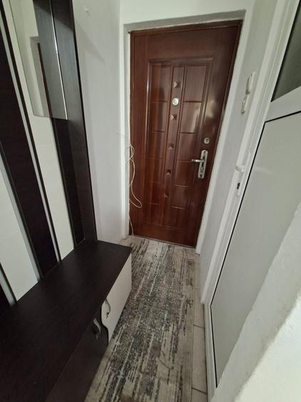 Garsonieră în Podu Roș