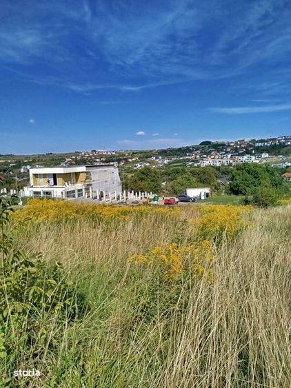 Teren de 1890 mp, în Borhanci