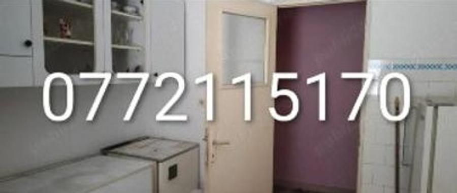 Apartament cu 3 camere decomandat în Dâmbovița