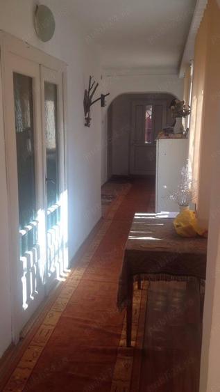 Casă cu 4 camere cu Teren 420 Mp în Central