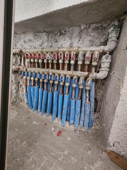 Casă individuală cu 5 camere cu Canalizare în Odăi