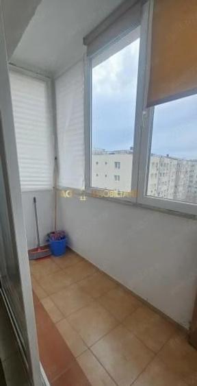 Apartament cu 2 camere semidecomandat, mobilat în Mihai Bravu