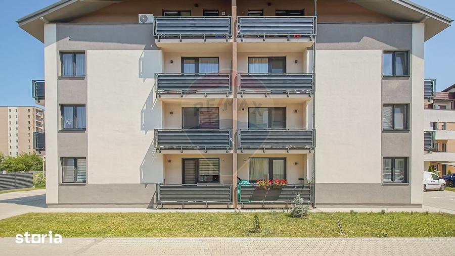 Apartament cu 3 camere, mobilat în Tractorul