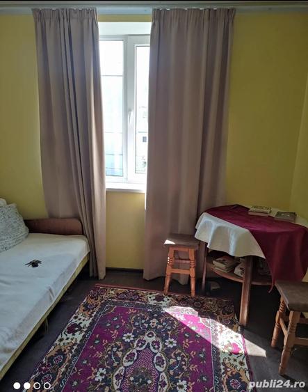 Garsonieră decomandată în Roman