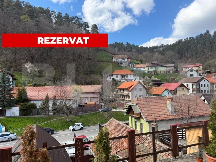 Casă individuală cu 2 camere cu Canalizare în Schei