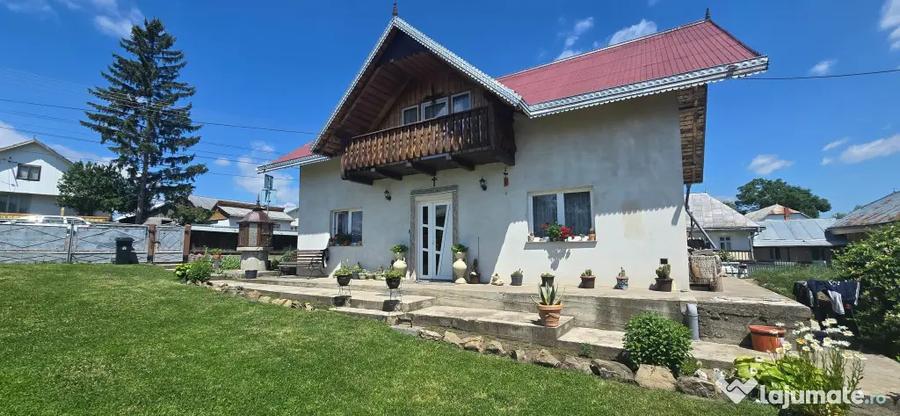 Casă cu 4 camere cu Teren 93 Mp în Zaharești