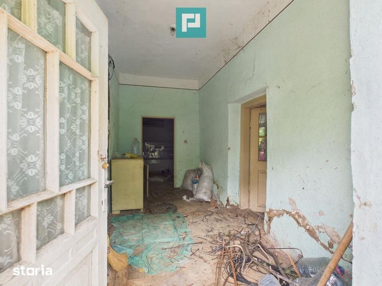 Casă cu 6 camere cu Teren 1440 Mp în Zerind