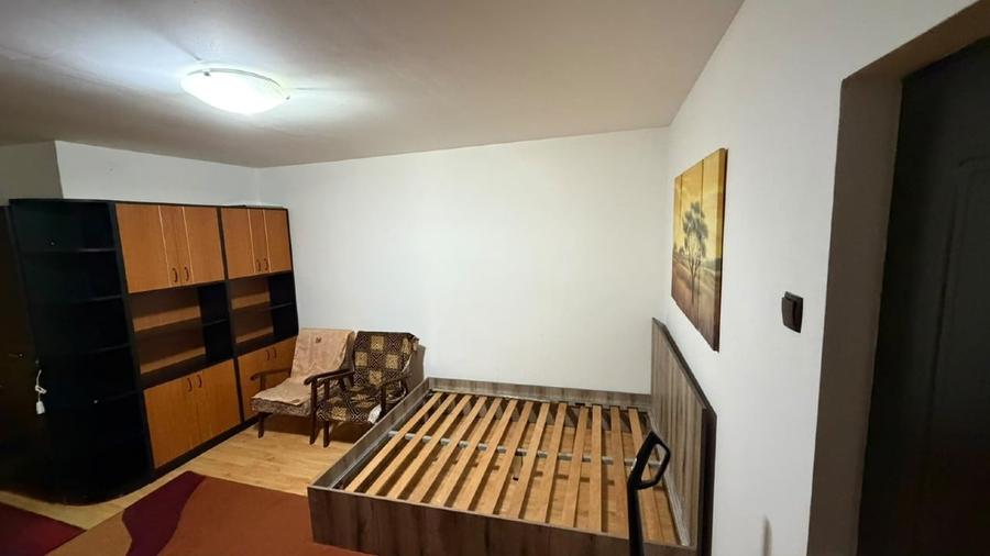 Garsonieră decomandată în Tătărași