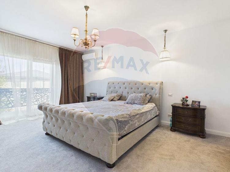 Casă individuală cu 5 camere cu Teren 500 Mp în Corbeanca