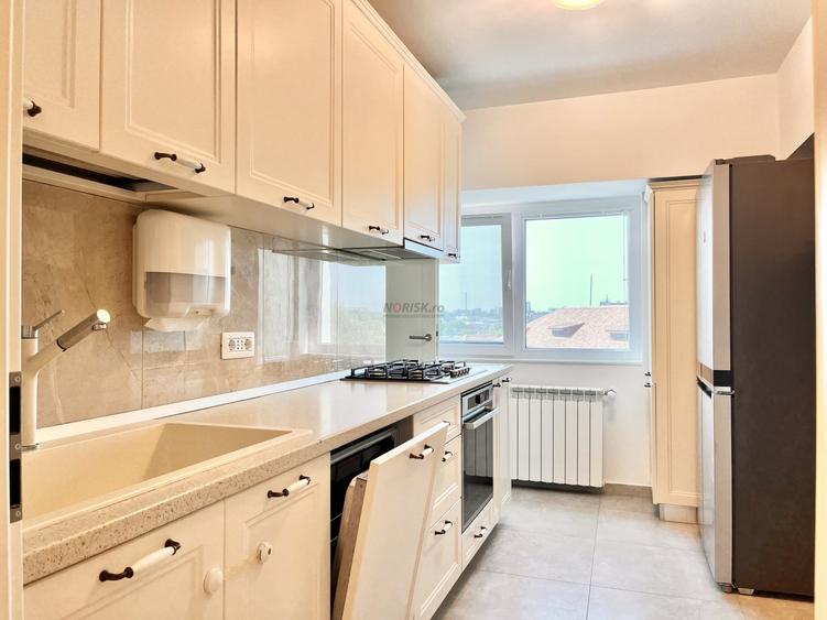 Apartament cu 4 camere decomandat, mobilat în Unirii