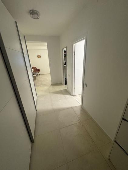 Apartament cu 2 camere nedecomandat în Apărătorii Patriei