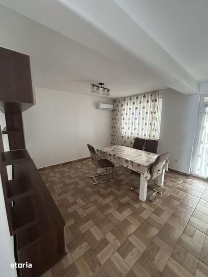 Inchiriez Casa 3 Camere - 4