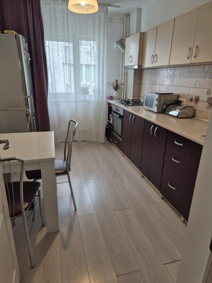 Apartament 2 camere decomandate utilat mobilat renovat etaj 2 str. Mircea Eliade - 4